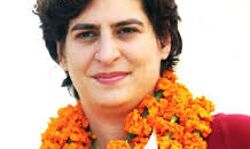 प्रियंका का अटैक- सरकार के लोग भाषणबाजी में मशगूल