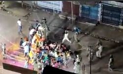 दुर्गा विसर्जन के दौरान फायरिंग में एक की मौत, छह घायल