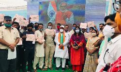 PM स्ट्रीट वेंडर्स के लाभार्थियों ने वर्चुअल संवाद में लिया बढ़-चढ़कर भाग