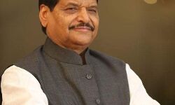 सपा से विलय और गठबंधन की अटकलों पर बोले शिवपाल यादव सपा से विलय और गठबंधन की अटकलों पर बोले शिवपाल यादव