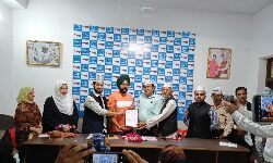 दो घन्टे को कुर्सी पर बैठाने से नारी को सम्मान नही मिलेगा : फैसल लाला दो घन्टे को कुर्सी पर बैठाने से नारी को सम्मान नही मिलेगा : फैसल लाला