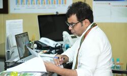 उपभोक्ता को मिले समय से कनेक्शन और सही बिल : श्रीकान्त शर्मा उपभोक्ता को मिले समय से कनेक्शन और सही बिल : श्रीकान्त शर्मा