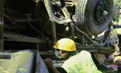 सड़क हादसे में हुई 7 लोगो की मौत- 15 घायल