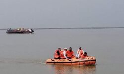 UP-बिहार के विकास के लिए जोड़ना होगा यह जलमार्ग UP-बिहार के विकास के लिए जोड़ना होगा यह जलमार्ग