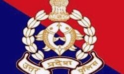 राष्ट्रीय एकता दिवस पर पुलिस मुख्यालय में DGP ने दिलाई शपथ राष्ट्रीय एकता दिवस पर पुलिस मुख्यालय में DGP ने दिलाई शपथ