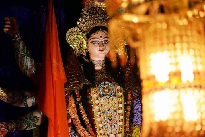 परंपरा से हटकर विसर्जित की गई मां दुर्गा की प्रतिमायें