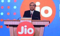 रिलायंस के लिए नया ग्रोथ इंजन साबित हो रहा JIO रिलायंस के लिए नया ग्रोथ इंजन साबित हो रहा JIO