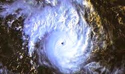 भूस्खलन के कारण भारी तबाही- 10 लोगों की मौत- 3 लापता