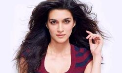 रक्तपथ से ओटीटी पर डेब्यू करेंगी कृति सैनन