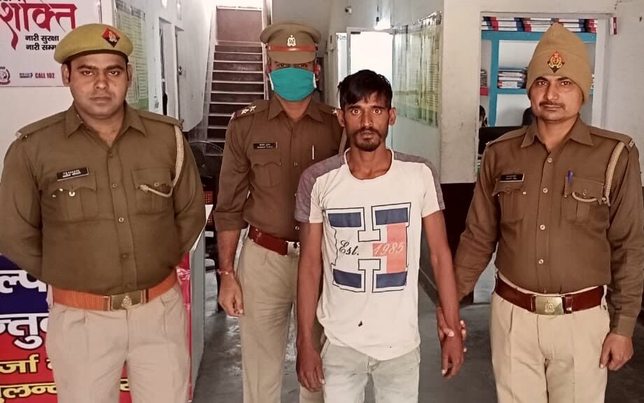 खुफिया सूचना की बिनाह पर गैंगस्टर एक्ट में वांछित गिरफ्तार खुफिया सूचना की बिनाह पर गैंगस्टर एक्ट में वांछित गिरफ्तार