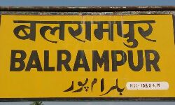 डम्फर कार पर पलटा- जेई की मौत
