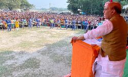 रक्षा मंत्री बोले- संप्रभुता की रक्षा के लिए कोई भी बलिदान देंगे रक्षा मंत्री बोले- संप्रभुता की रक्षा के लिए कोई भी बलिदान देंगे