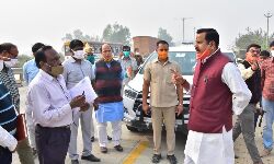 औचक निरीक्षण- भूमि पर कब्जा करने वालों के खिलाफ करें कड़ी कार्यवाही औचक निरीक्षण- भूमि पर कब्जा करने वालों के खिलाफ करें कड़ी कार्यवाही