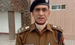 पिता ने बेटे-बहू पर लगाया धर्म परिवर्तन का आरोप पिता ने बेटे-बहू पर लगाया धर्म परिवर्तन का आरोप