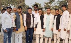 बुढ़ाना में सपा नेताओं का जनसंपर्क- योगी सरकार निशाने पर बुढ़ाना में सपा नेताओं का जनसंपर्क- योगी सरकार निशाने पर