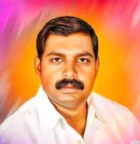 जौनपुर: दिग्गज धनंजय सिंह को लकी यादव ने हराया जौनपुर: दिग्गज धनंजय सिंह को लकी यादव ने हराया