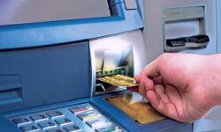 ATM कार्ड का क्लोन बनाकर ठगी के 2 आरोपी अरेस्ट ATM कार्ड का क्लोन बनाकर ठगी के 2 आरोपी अरेस्ट