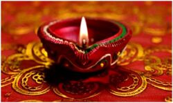 घनघोर अंधेरे में प्रकाश का पर्व दीपावली घनघोर अंधेरे में प्रकाश का पर्व दीपावली