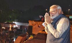 एक दीया सैनिकों के सम्मान में भी जलाएं:मोदी एक दीया सैनिकों के सम्मान में भी जलाएं:मोदी