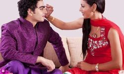 भैयादूज में देवी- देवताओं की उपासना की बजाय क्यों है तिलक का विधान, जानें पर्व का महत्व भैयादूज में देवी- देवताओं की उपासना की बजाय क्यों है तिलक का विधान, जानें पर्व का महत्व