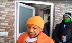 योगी ने किए बद्रीनाथ के दर्शन और भूमि पूजन