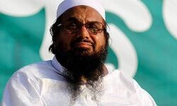 हाफिज सईद सहित दो नेताओं को साढ़े पांच साल की कैद हाफिज सईद सहित दो नेताओं को साढ़े पांच साल की कैद