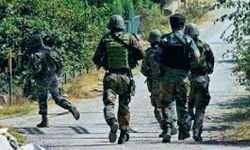 पुलवामा में मुठभेड़, आतंकवादी भागे पुलवामा में मुठभेड़, आतंकवादी भागे