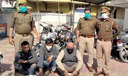 तीन वाहन चोर गिरफ्तार,बुलेट बाइक व शस्त्र बरामद तीन वाहन चोर गिरफ्तार,बुलेट बाइक व शस्त्र बरामद