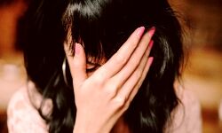 पिस्तौल की नोक पर अगवा कर युवती के साथ दुष्कर्म पिस्तौल की नोक पर अगवा कर युवती के साथ दुष्कर्म