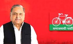 बर्थडे - नेताजी को MLA बनाने के लिए सैफई वालों ने खाया नही था खाना बर्थडे - नेताजी को MLA बनाने के लिए सैफई वालों ने खाया नही था खाना