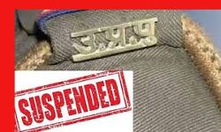 अवैध वसूली का वीडियो वायरल आरक्षी निलंबित