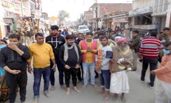 भगवान श्रीराम की नगरी अयोध्या की प्रसिद्ध चौदह कोसी परिक्रमा शुरु भगवान श्रीराम की नगरी अयोध्या की प्रसिद्ध चौदह कोसी परिक्रमा शुरु