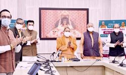 कोरोना फैलने से रोकने में ट्रेसिंग और सर्विलांस है अहम कड़ी- योगी