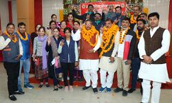 लेखपाल संघ के चुनाव में शेलेन्द्र अध्यक्ष व अनिल बने मंत्री