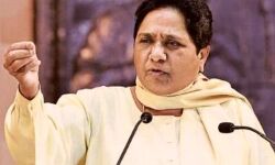 जहरीली शराब की समस्या के जिम्मेदार अफसरों पर हो कार्रवाई : मायावती जहरीली शराब की समस्या के जिम्मेदार अफसरों पर हो कार्रवाई : मायावती