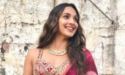 इंदु की जवानी के लिए कियारा सीख रही यह भाषा इंदु की जवानी के लिए कियारा सीख रही यह भाषा