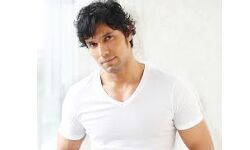 UP के पुलिस अफसर की जिंदगी पर वेब सीरीज