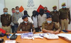 पुलिस ने किए तीन चोर गिरफ्तार, लाखो के जेवरात आदि बरामद पुलिस ने किए तीन चोर गिरफ्तार, लाखो के जेवरात आदि बरामद