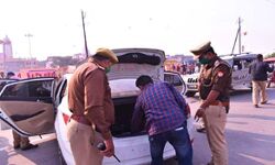 विवादित ढ़ांचा गिराने की 28 वीं बरसी पर सुरक्षा के पुख्ता इंतजाम विवादित ढ़ांचा गिराने की 28 वीं बरसी पर सुरक्षा के पुख्ता इंतजाम