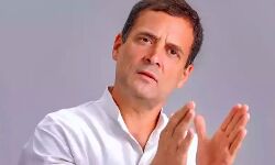 मानवता के विरुद्ध अपराध कर रही है मोदी सरकार: राहुल मानवता के विरुद्ध अपराध कर रही है मोदी सरकार: राहुल