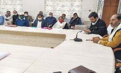 पात्र व्यक्ति को ईमानदारी से मिले सरकारी योजनाओं का लाभ: तिवारी पात्र व्यक्ति को ईमानदारी से मिले सरकारी योजनाओं का लाभ: तिवारी