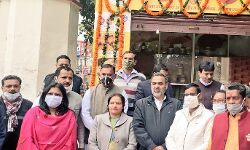 जनपदवासियों के और नजदीक आई गुड़ की मिठास जनपदवासियों के और नजदीक आई गुड़ की मिठास