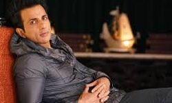 कोरोना के दौरान नौकरी गंवाने वालों को ई-रिक्शा देंगे बॉलीवुड अभिनेता कोरोना के दौरान नौकरी गंवाने वालों को ई-रिक्शा देंगे बॉलीवुड अभिनेता