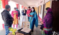 DM ने किया पोलिंग बूथ का निरीक्षण:सेल्वा कुमारी जे.