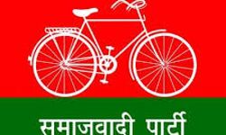 सपा नेताओं के घर के बाहर पुलिस का पहरा सपा नेताओं के घर के बाहर पुलिस का पहरा