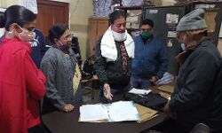 चेयरपर्सन को निरीक्षण में गायब मिले कर्मचारी, कटेगा एक दिन का वेतन