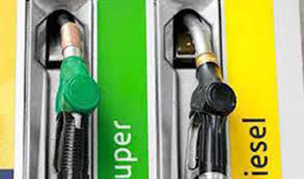 Petrol Diesel Price: पेट्रोल-डीजल के दाम स्थिर, जनिए अपने शहर में तेल के भाव Petrol Diesel Price: पेट्रोल-डीजल के दाम स्थिर, जनिए अपने शहर में तेल के भाव