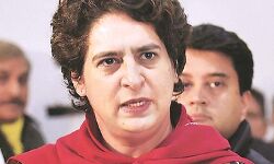 किसान धमकियों से कभी नहीं डरते: वाड्रा किसान धमकियों से कभी नहीं डरते: वाड्रा