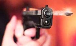 लखनऊ में दिनदहाड़े पीडब्लयू अधिकारी को बदमाशों ने मारी गोली लखनऊ में दिनदहाड़े पीडब्लयू अधिकारी को बदमाशों ने मारी गोली