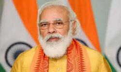 मोदी ने राष्ट्रीय युद्ध स्मारक पर स्वर्णिम विजय मशाल प्रज्वलित की मोदी ने राष्ट्रीय युद्ध स्मारक पर स्वर्णिम विजय मशाल प्रज्वलित की